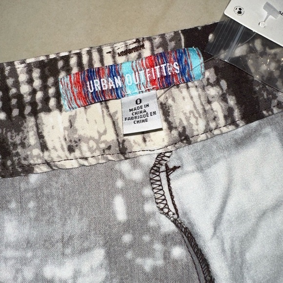 Urban Outfitters UO Gia Slim Trouser Pant Sz. 0 - Picture 6 of 7